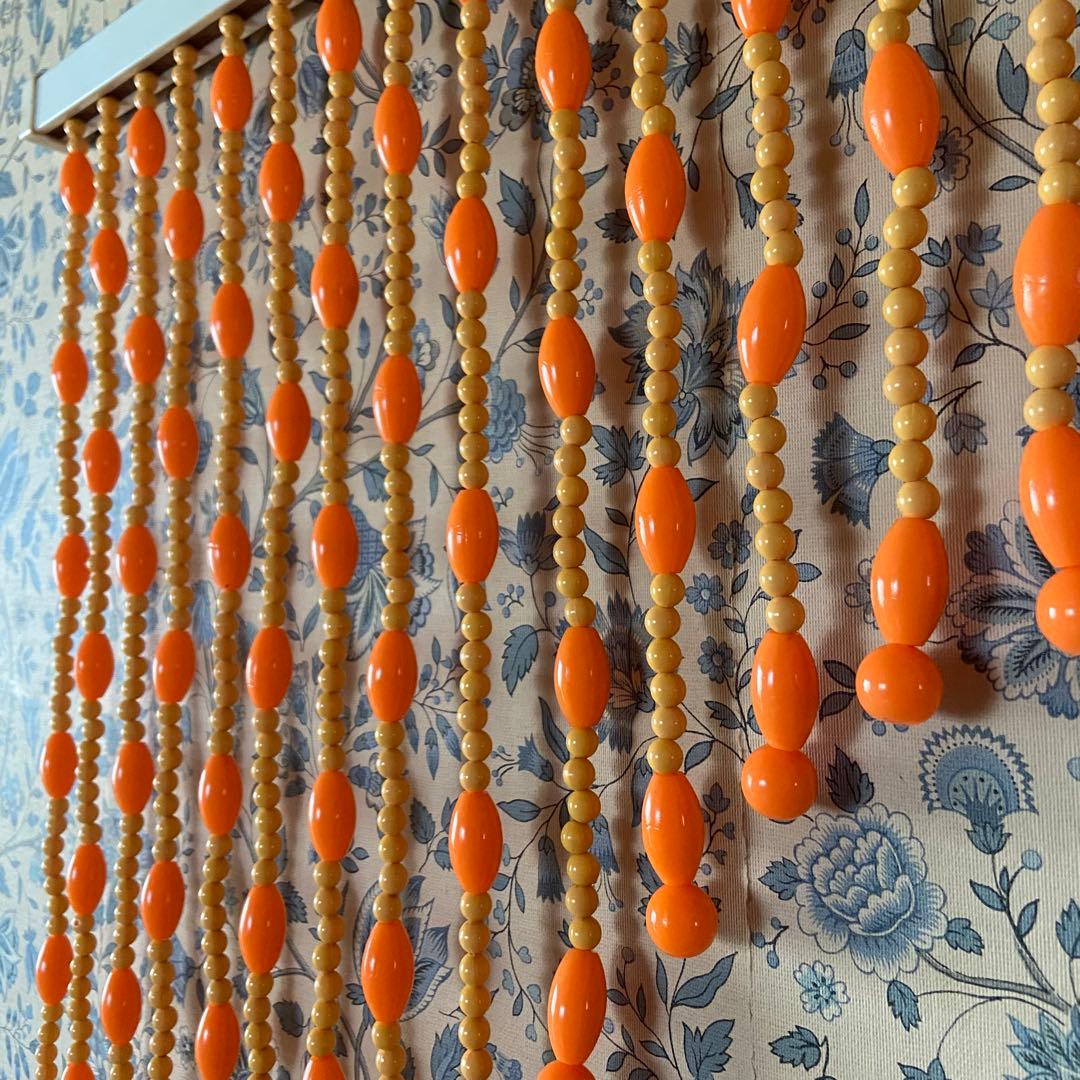 昭和レトロ　ビーズのれん　オレンジ　当時物　レトロポップ　デッドストック
