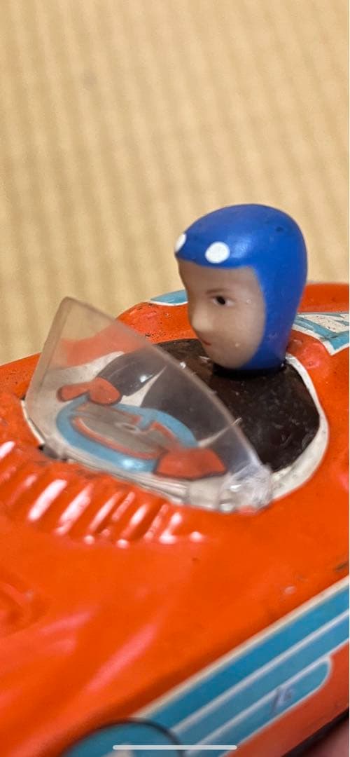 ブリキのおもちゃ