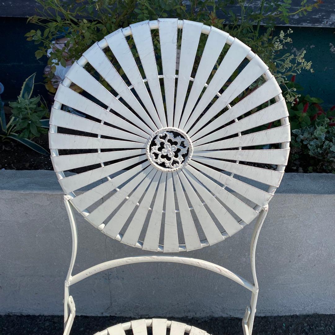 ホワイトアイアン ガーデンテーブルセット 丸テーブル 庭 ベランダ 2人 テラス