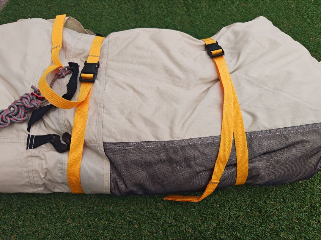 雪峰祭限定　ランドロックアイボリーブラックフレーム