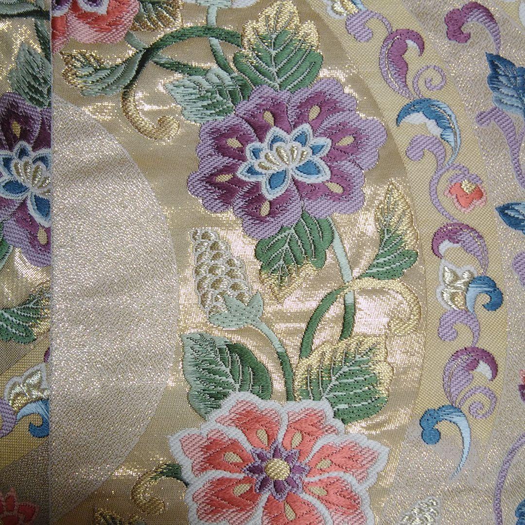 ベレンです。084⭐❣️鮮やかな金糸織❣️正倉院文様❣️六通袋帯です