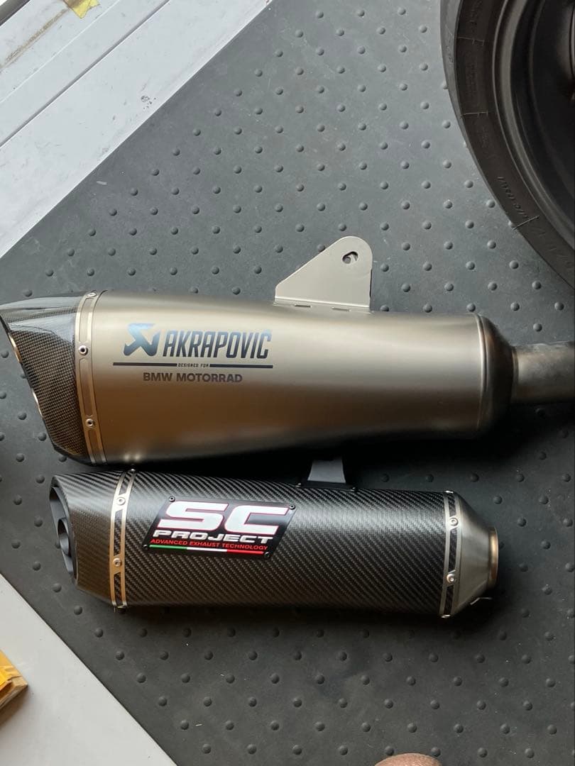 SC PROJECT SC1-Rマフラー BMW R1250R、R1250RS