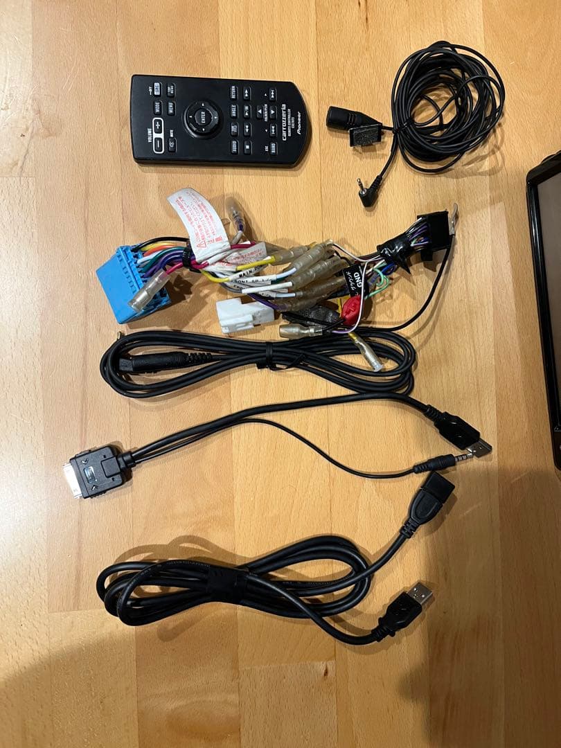 Carrozzeria カロッシリアPVH-9300DVSZSカーオーディオ