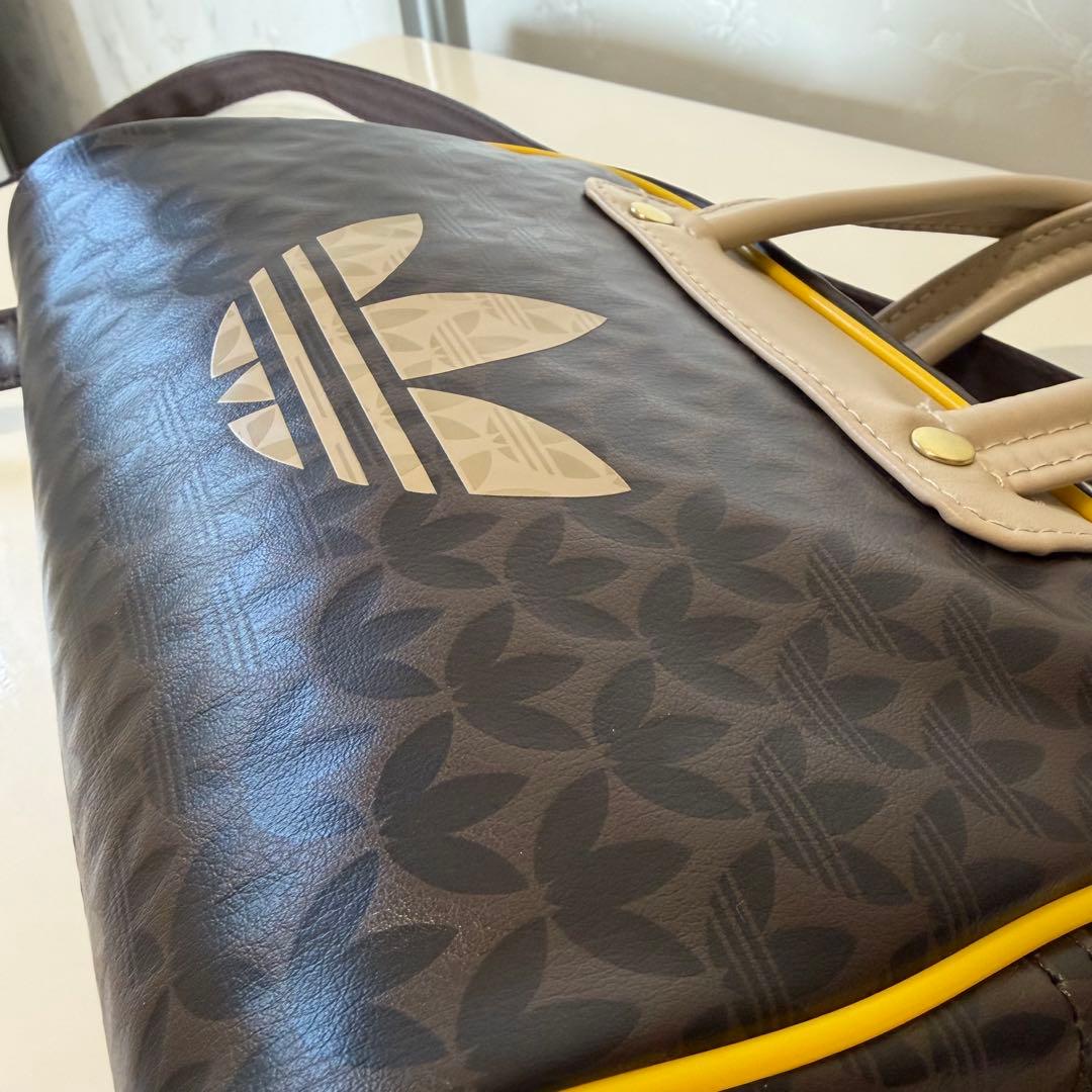 アディダス モノグラム ミニ ボウリングバッグ トレフォイル ミニボストンバッグ