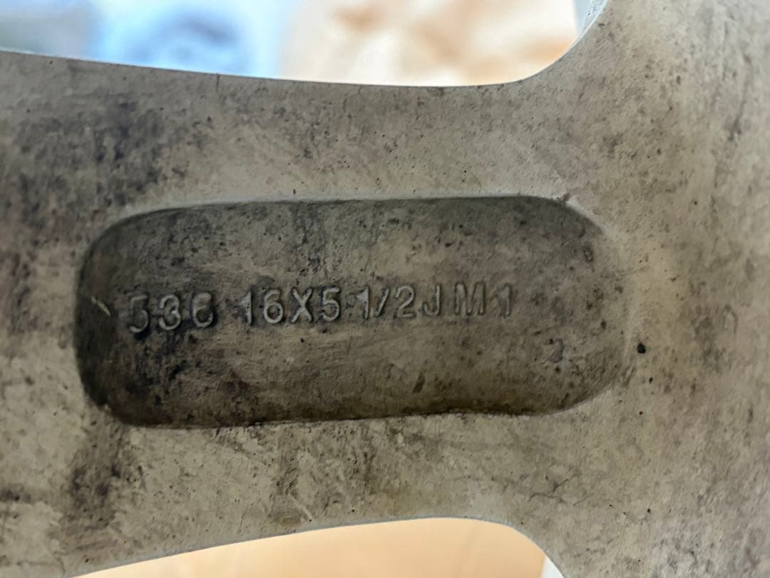 ダンロップ7.00MT2。16インチ ホワイト7スポークタイヤホイールセット