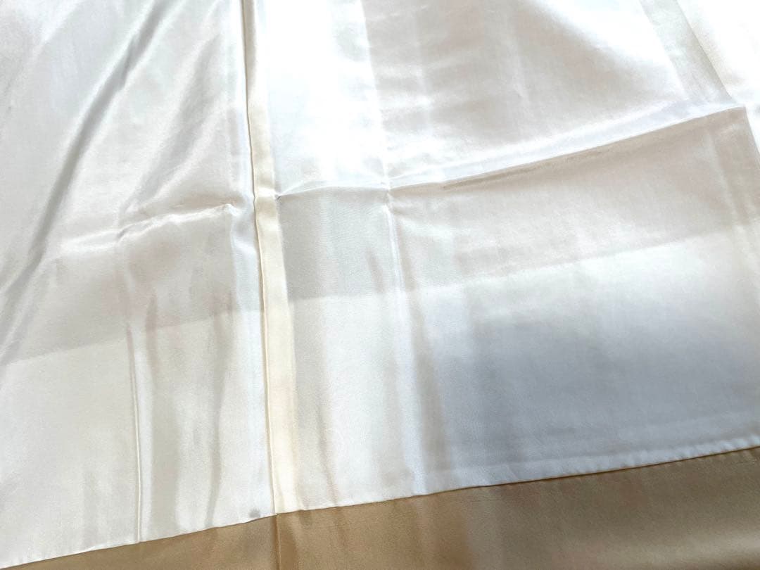 未使用　袷　正絹　一つ紋入り　紬　身丈（肩から）160.5㎝　身幅やや広め