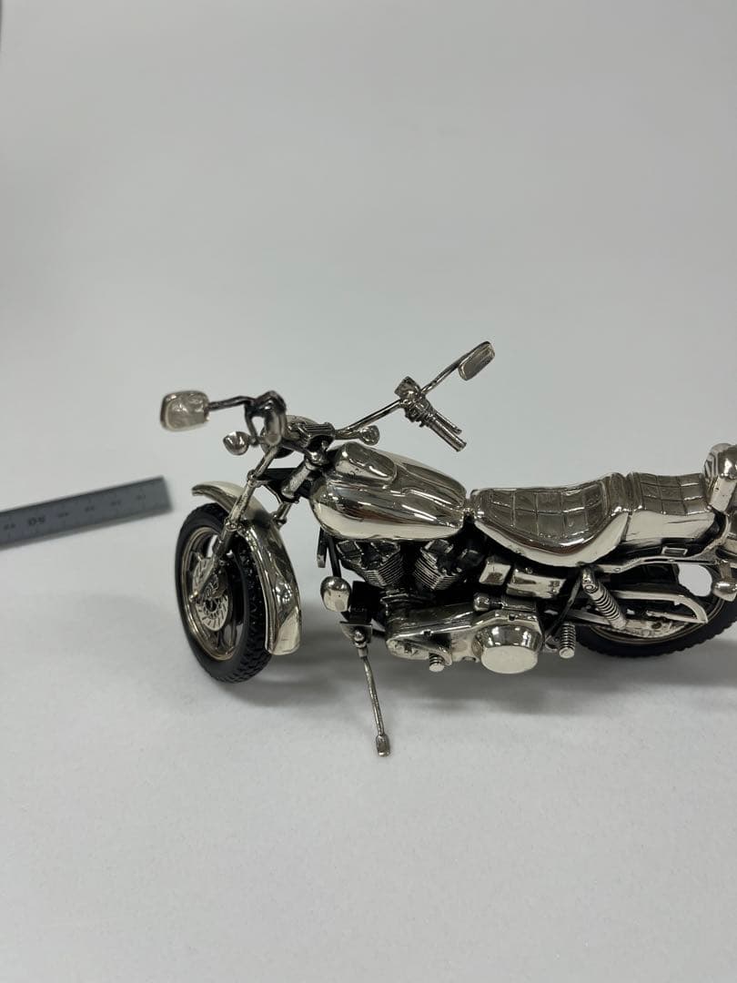 純銀　ハーレー　置物