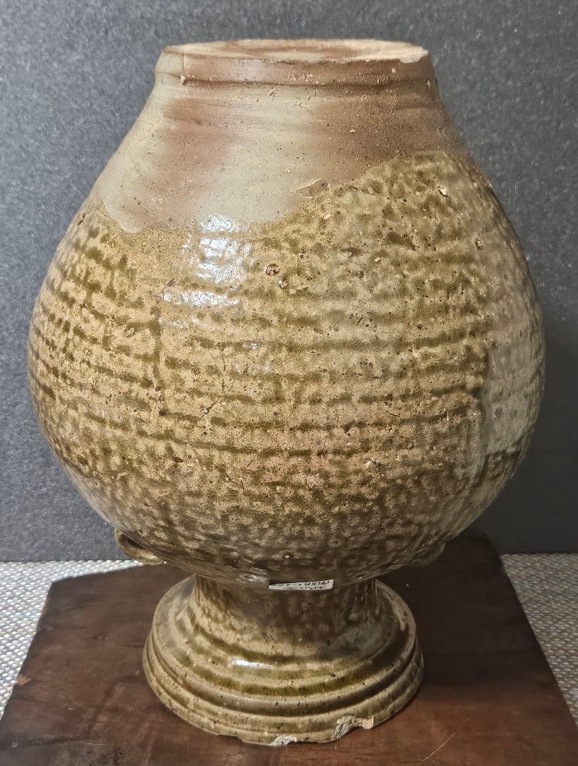 中国古陶磁器　古代中国陶器　中国古代壺 越州窯青磁　双耳大壺　高　約27.1cm