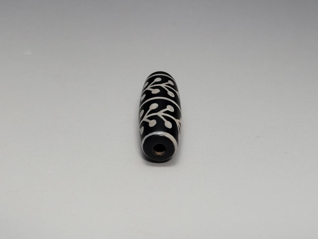 古代 黒瑪瑙 ビーズ 玉 装身具 時代物 高さ約2.9cm