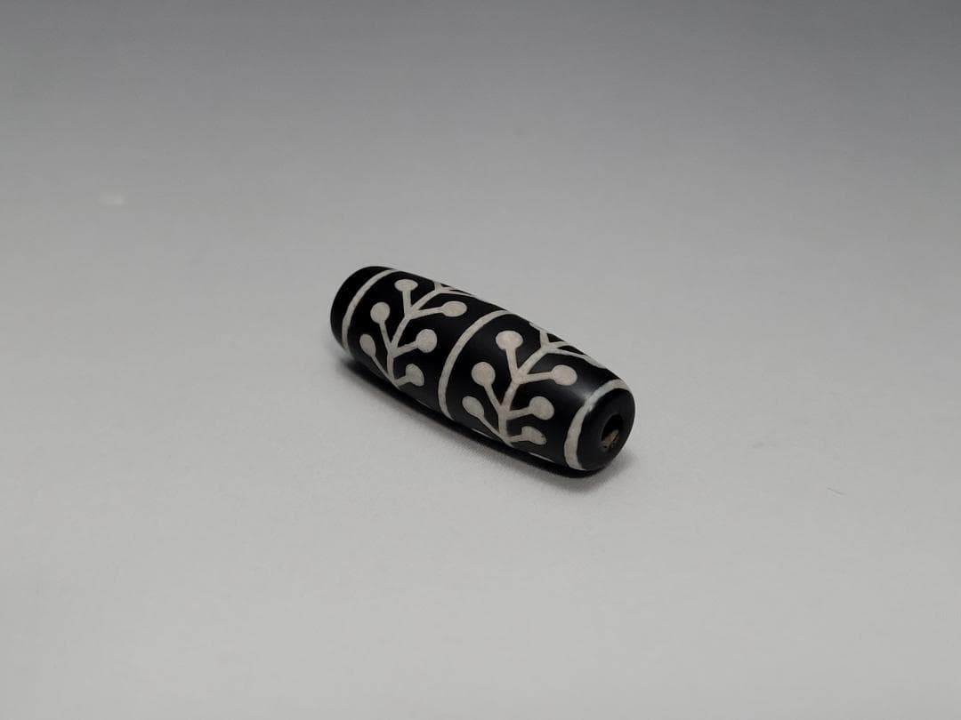 古代 黒瑪瑙 ビーズ 玉 装身具 時代物 高さ約2.9cm