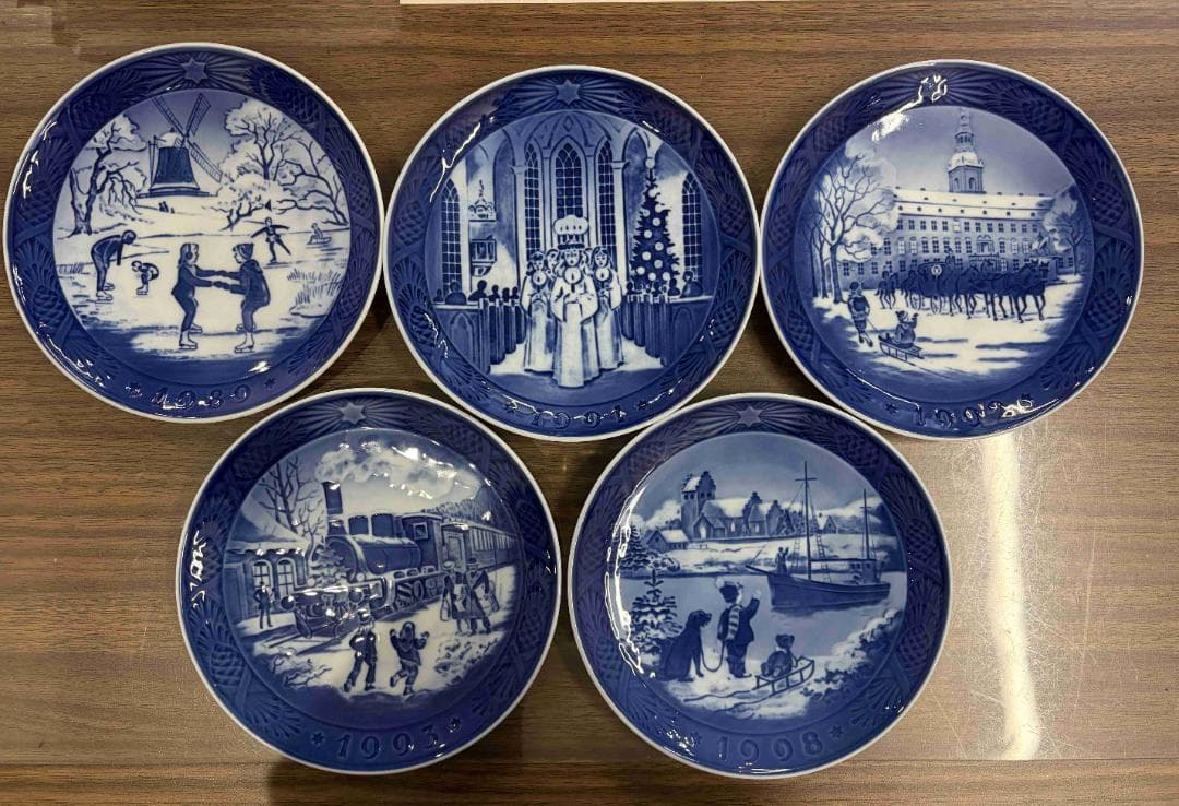 【年代不揃い品】ロイヤルコペンハーゲン イヤープレート 11枚セット