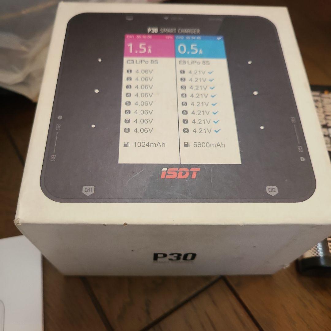 ISDT P30 デュアル高性能充電器とオマケ田宮リフェバッテリーまとめて！