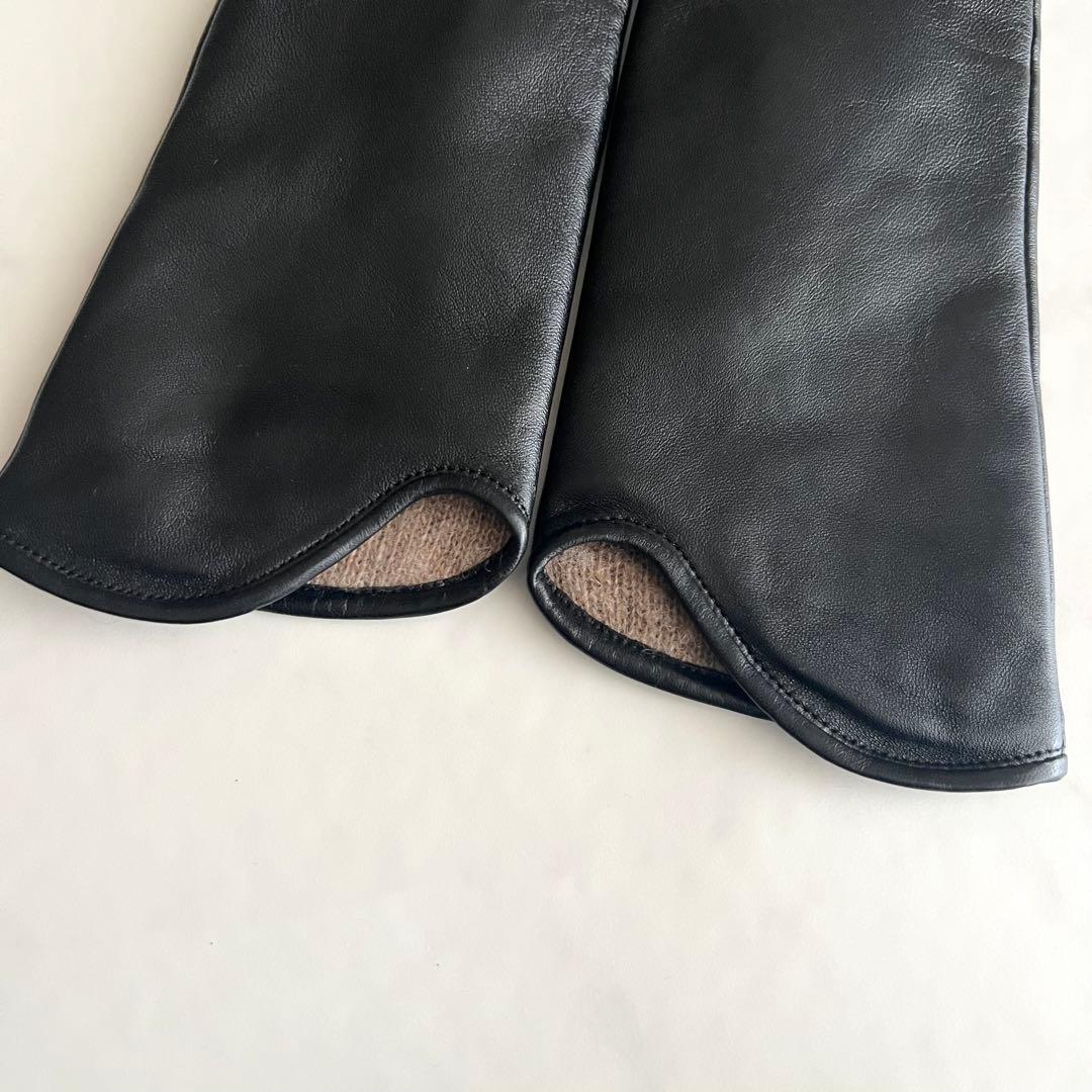 ほぼ未使用 マメクロゴウチ ラムレザー 手袋 グローブ カシミヤ ブラック 黒