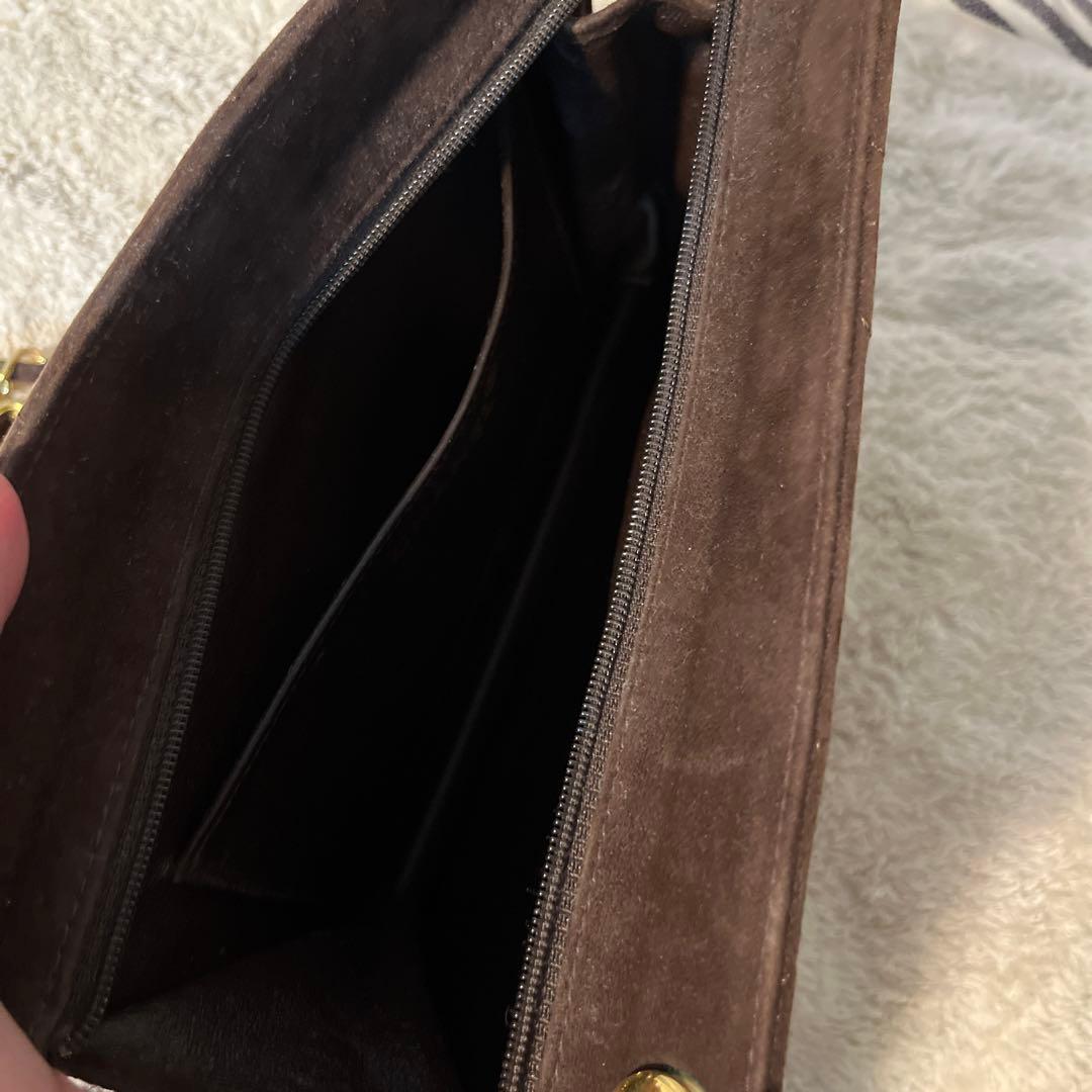 【猛暑割中】CHANEL/小型バッグ/Vステッチ(シェブロン)小さめバック