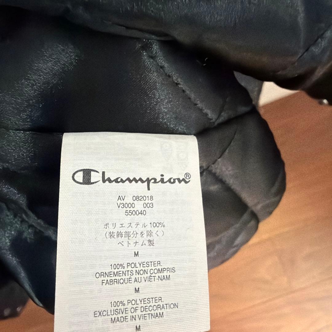 supreme champion スタジャン