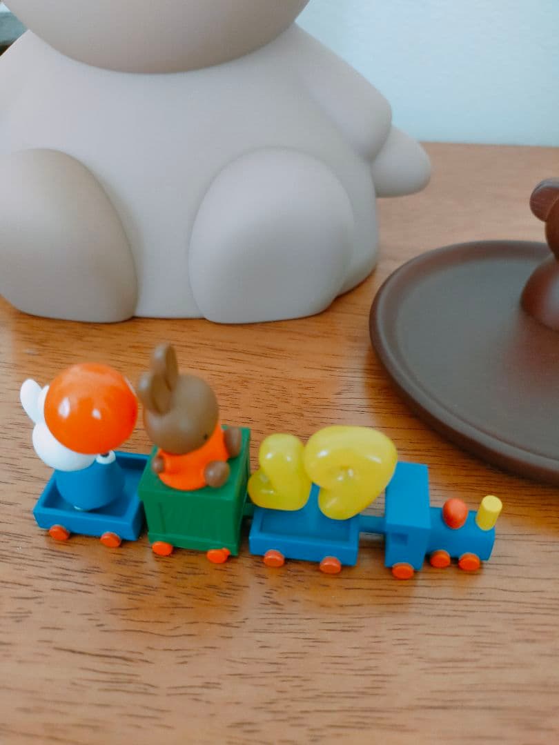 ミッフィー　ボリス　アクセサリースタンド　＆　スタンドミラー　鏡