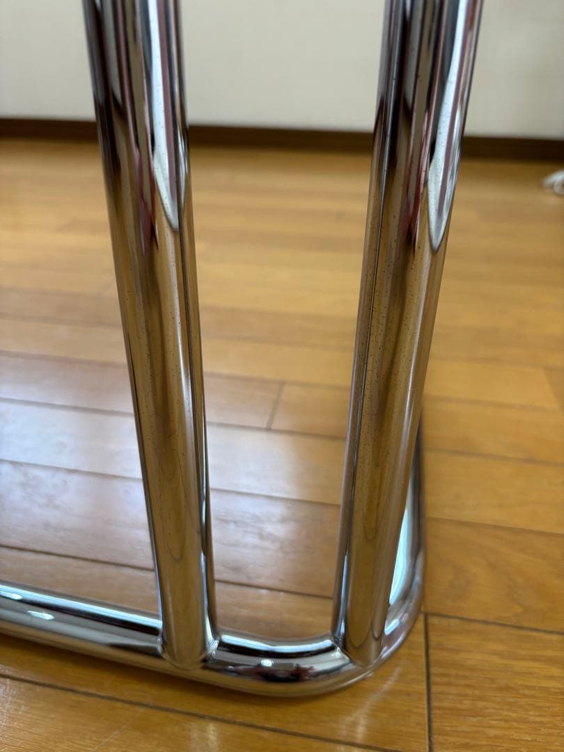 サイドテーブル・ナイトテーブル・ローテーブル TECTA