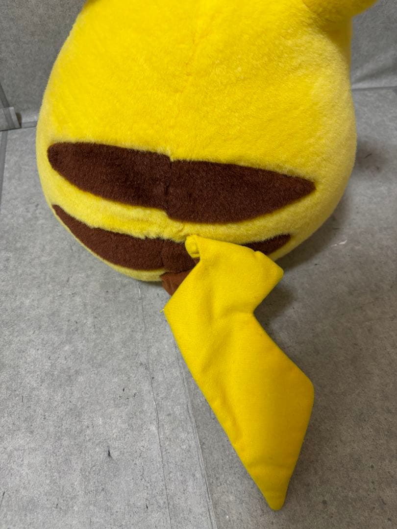 初期　TOMY ぬいぐるみ　ピカチュウ