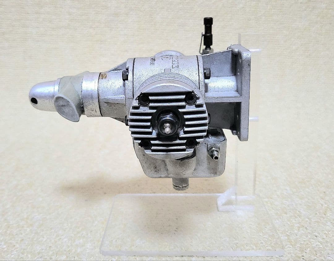 ラジコン飛行機用エンジン　ジーマーク　G-MARK　ツイン30 RC