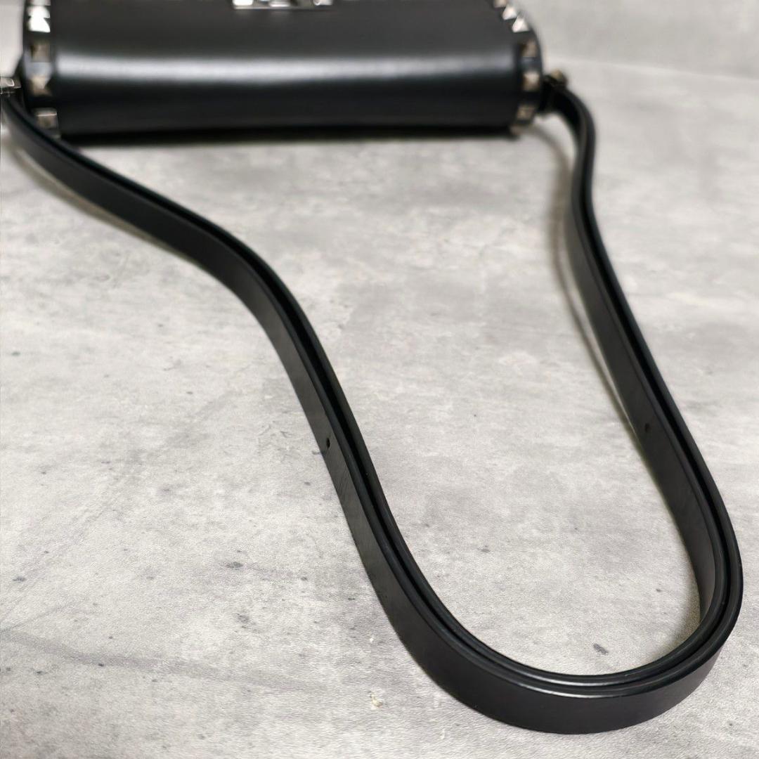 ヴァレンティノ ロックスタッズ23 イースト/ウエスト ショルダーバッグ