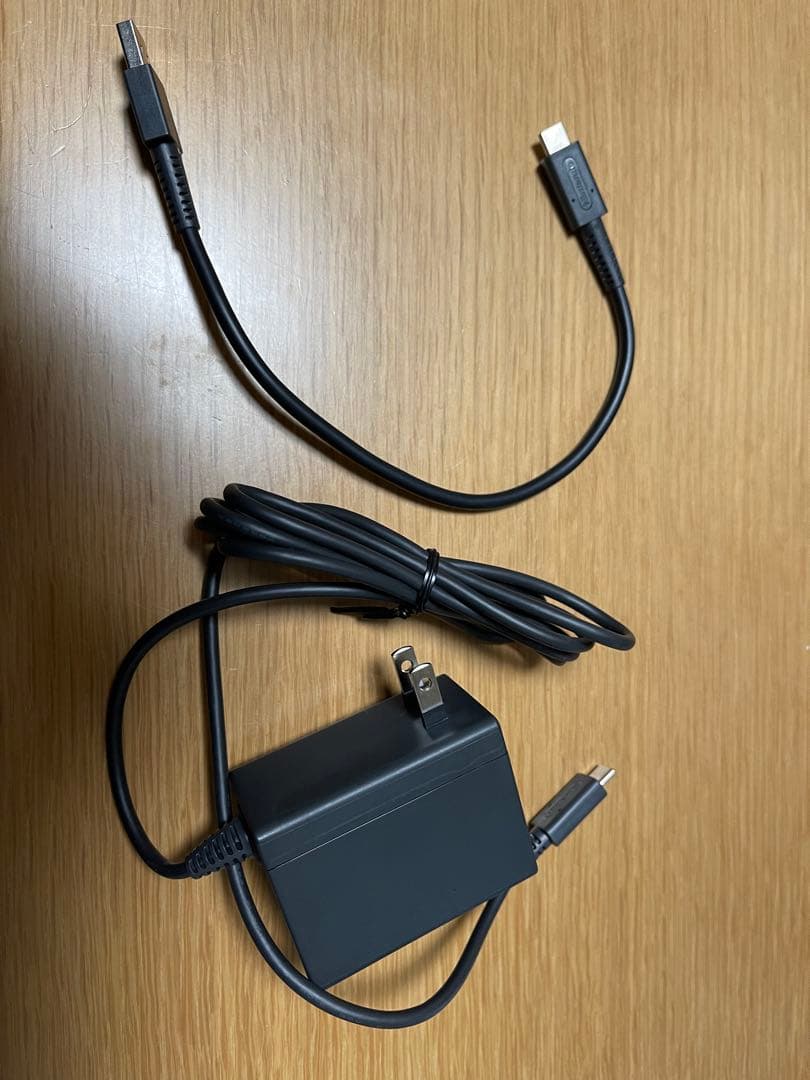 ☆*☆様 新型Nintendo Switch 本体 青/赤 Joy-Con付き