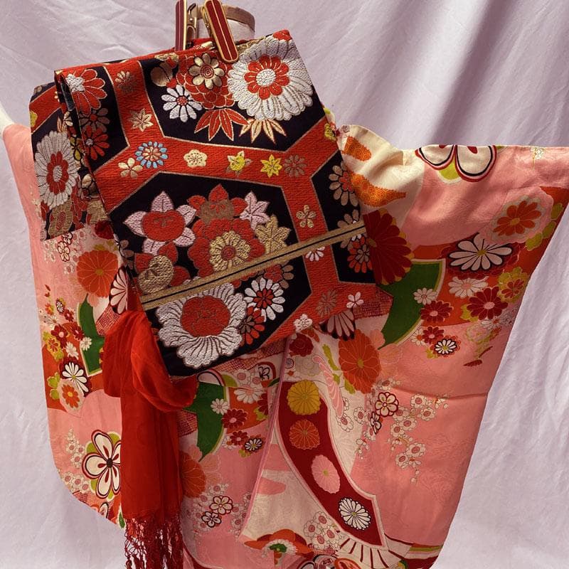 504ag45◎七五三 七歳 女児 アンティーク 総柄 扇梅菊 着物&丸帯◎