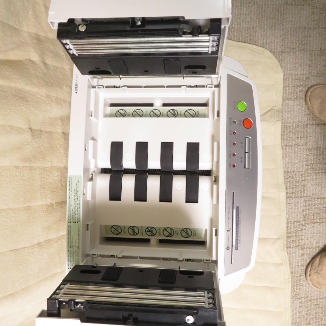 美品　アイリスオーヤマ オートフィードシュレッダー AFS160M 2023年