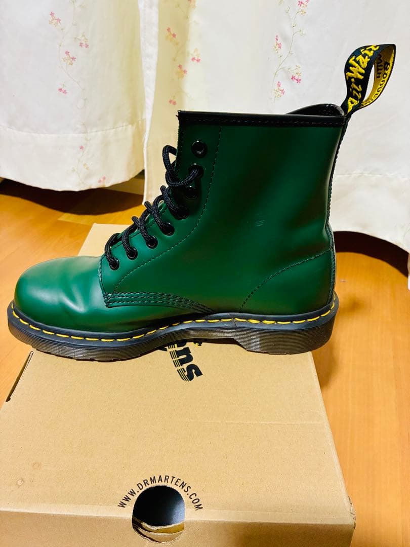 キムコDr. Martens 8ホールグリーンEU41