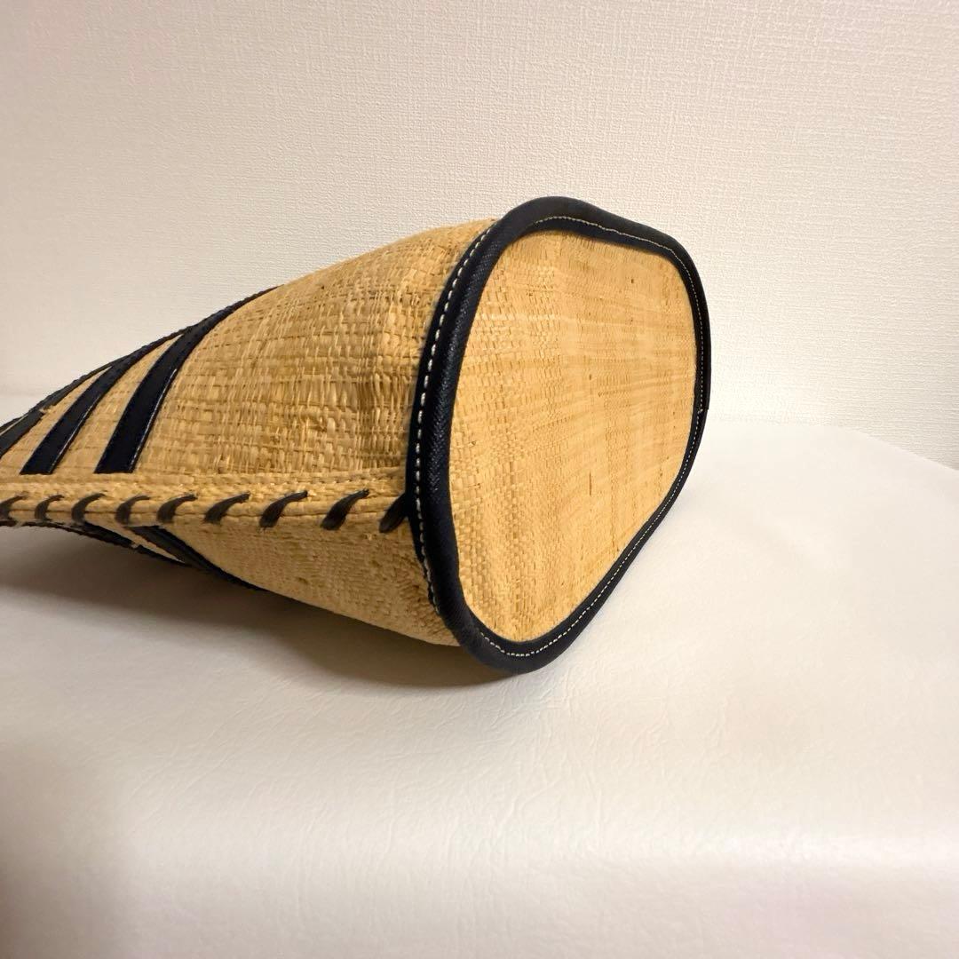 Tory Burch ストライプ かごバッグ　ネイビー