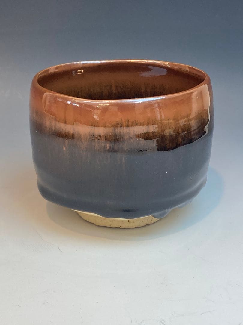 戸松万典 作 鉄釉茶碗 共箱 茶道具 瀬戸焼 美濃