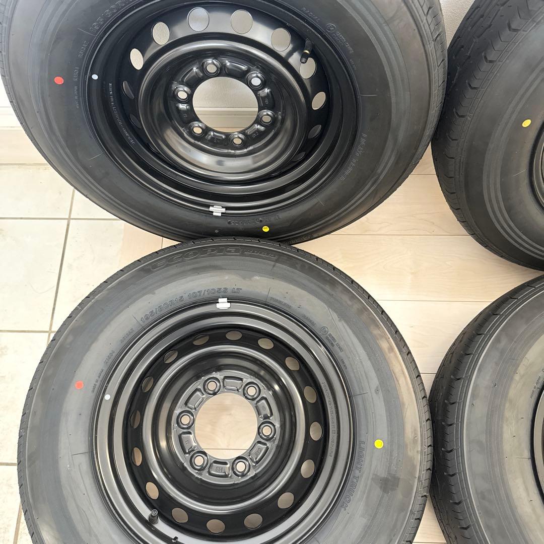 ハイエース　純正タイヤホイール、新品ホイールキャップ①〜④セット　新車外し