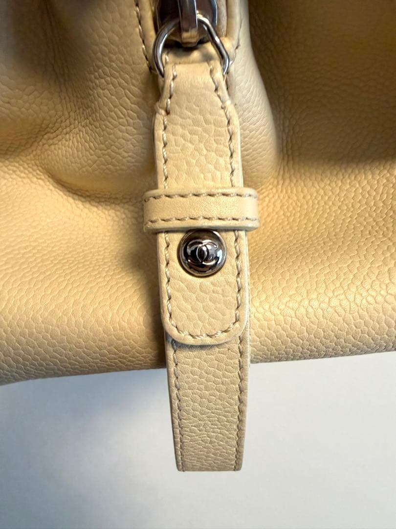 CHANEL シャネル　マトラッセ　ココマーク　ショルダー　バッグ　クリーム