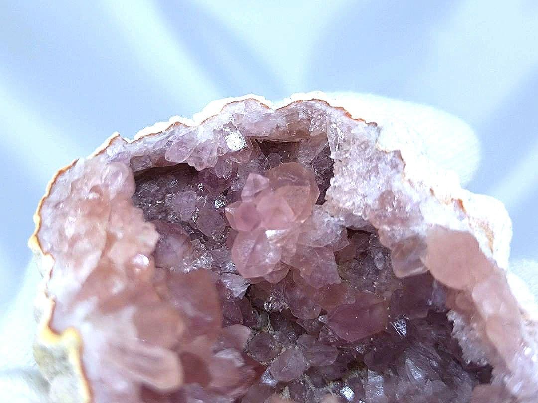 高品質　アルゼンチン産　ピンクアメジスト　ジオード　原石　標本　フラワー　②