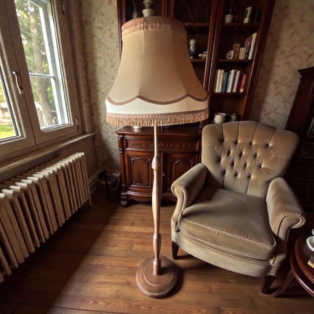 木製フロアランプ 布シェード 高さ160cm 大型照明 アンティーク　レトロ